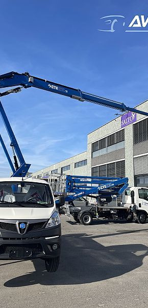 PIAGGIO sa CTE korpom / dizalicom 15 m