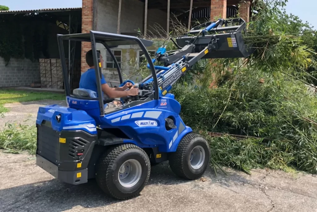 MultiOne 5 / Mini utovarivac / Multifunkcionalna masina