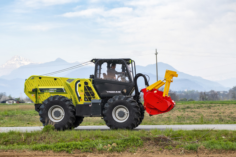 Merlo TreEmme X traktor s nosačem priključaka