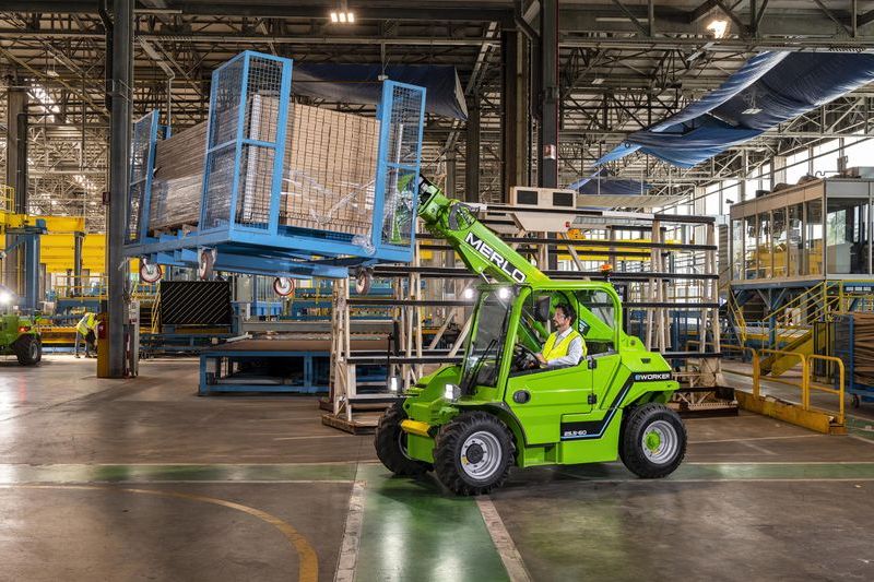 Merlo EW25.5 električni telehendler