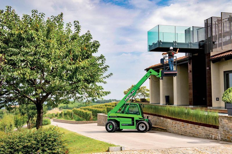 Merlo EW25.5 električni telehendler
